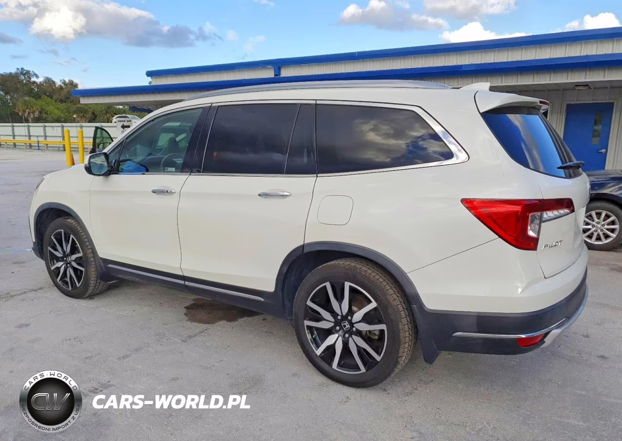 2019 Honda Pilot Touring VIN:5FNYF5H69KB000851 - 2