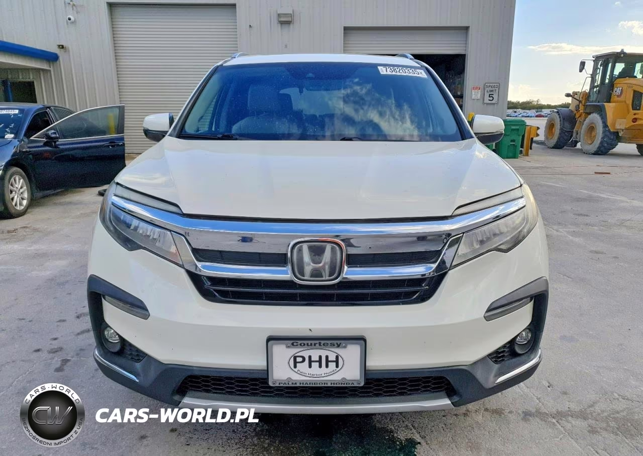 2019 Honda Pilot Touring VIN:5FNYF5H69KB000851 - 5
