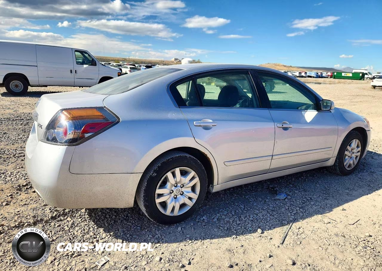 2012 Nissan Altima 2.5 VIN:1N4AL2AP4CC158045 - 3