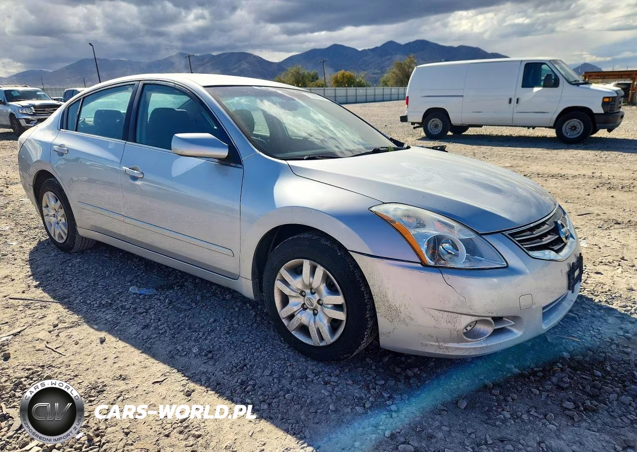2012 Nissan Altima 2.5 VIN:1N4AL2AP4CC158045 - 4