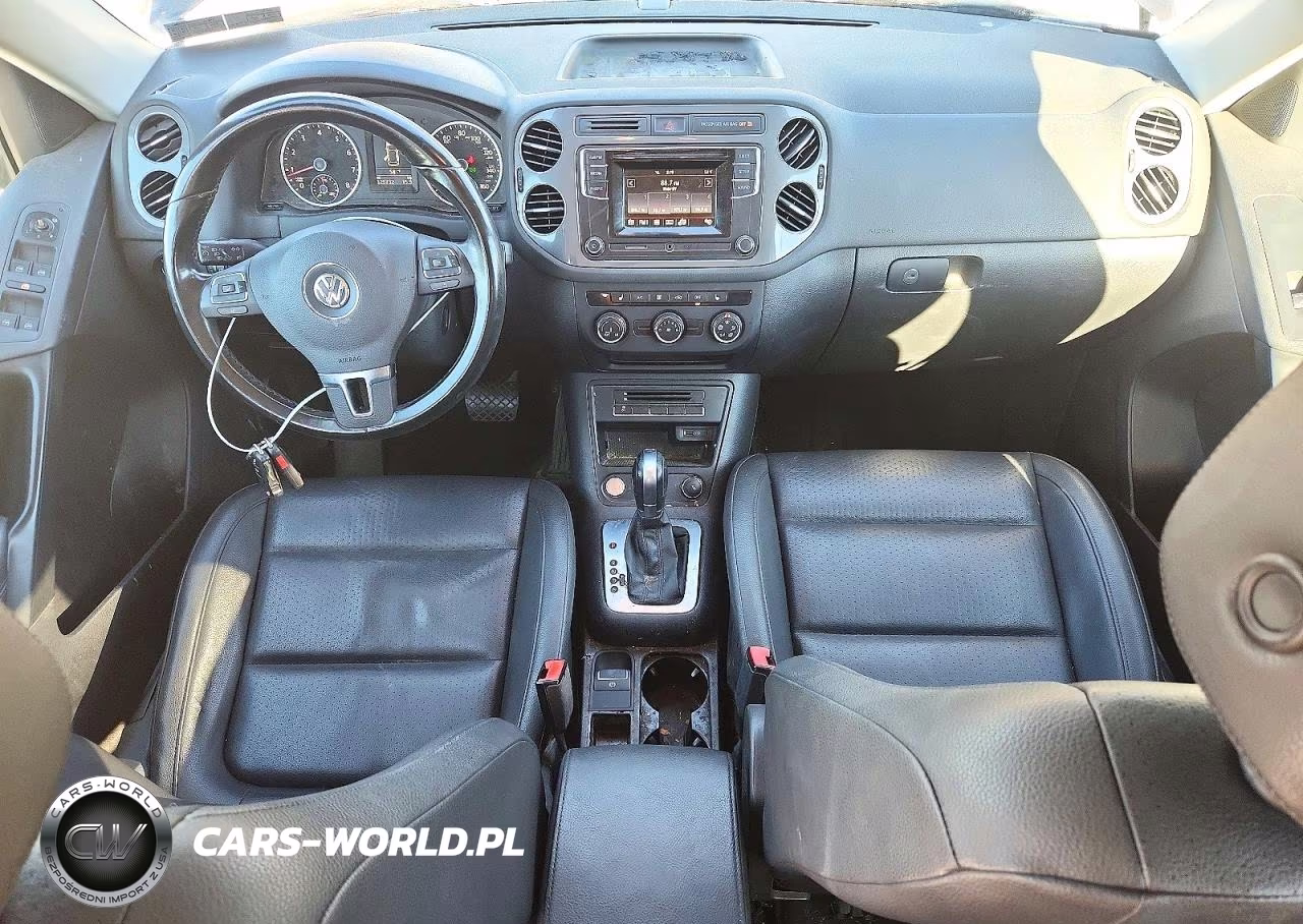 2016 Volkswagen Tiguan S VIN:WVGAV7AX5GW519851 - 8