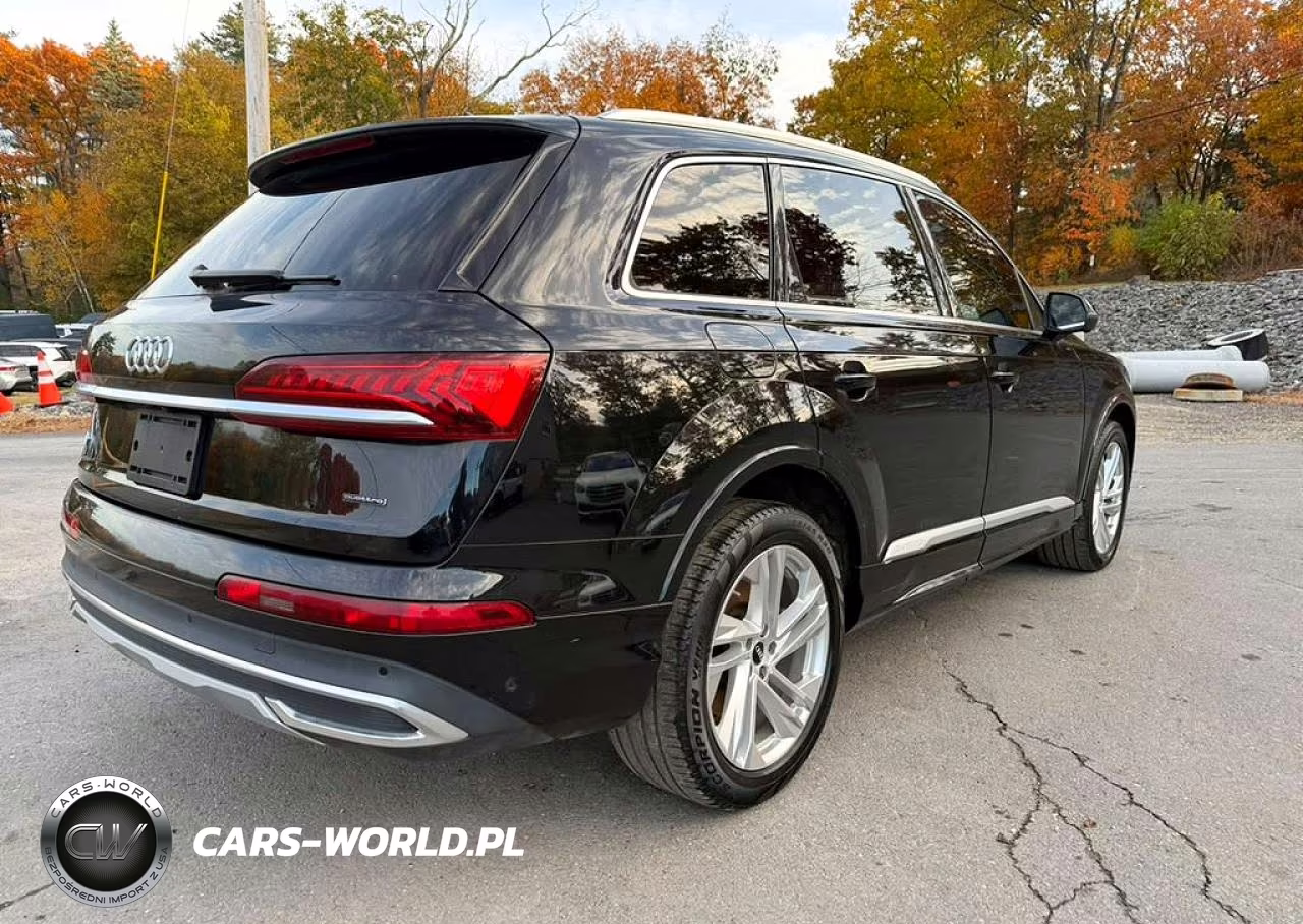 2023 Audi Q7 Premium Plus VIN:WA1LXBF79PD008734 - 3
