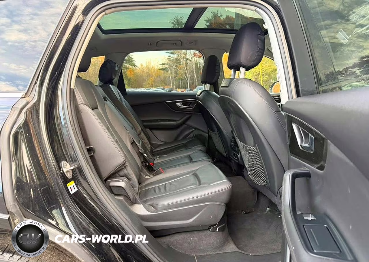 2023 Audi Q7 Premium Plus VIN:WA1LXBF79PD008734 - 6