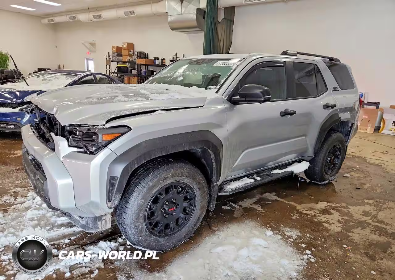 2025 Toyota 4Runner Sr5