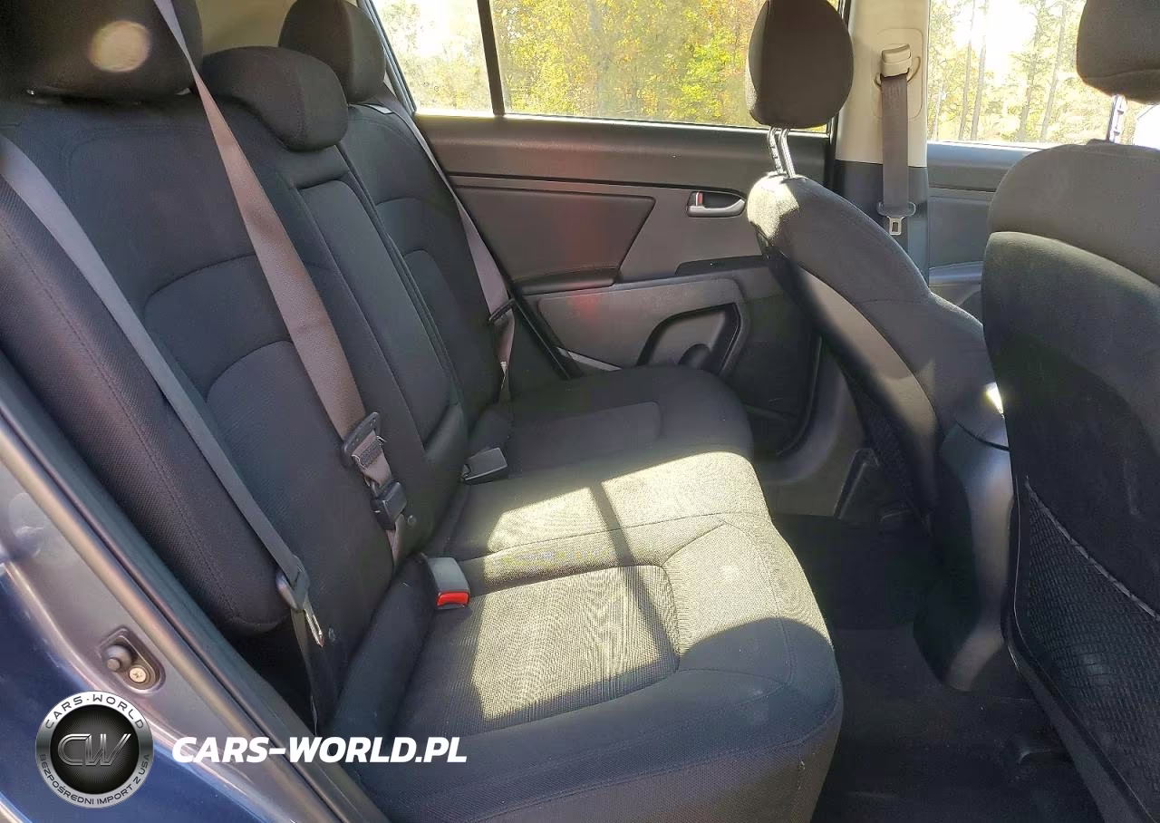 2011 Kia Sportage Lx VIN:KNDPBCA29B7100585 - 11