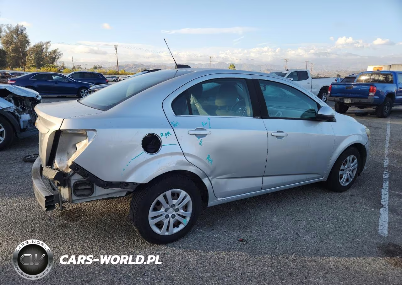 2017 Chevrolet Sonic Ls VIN:1G1JB5SG4H4148848 - 3