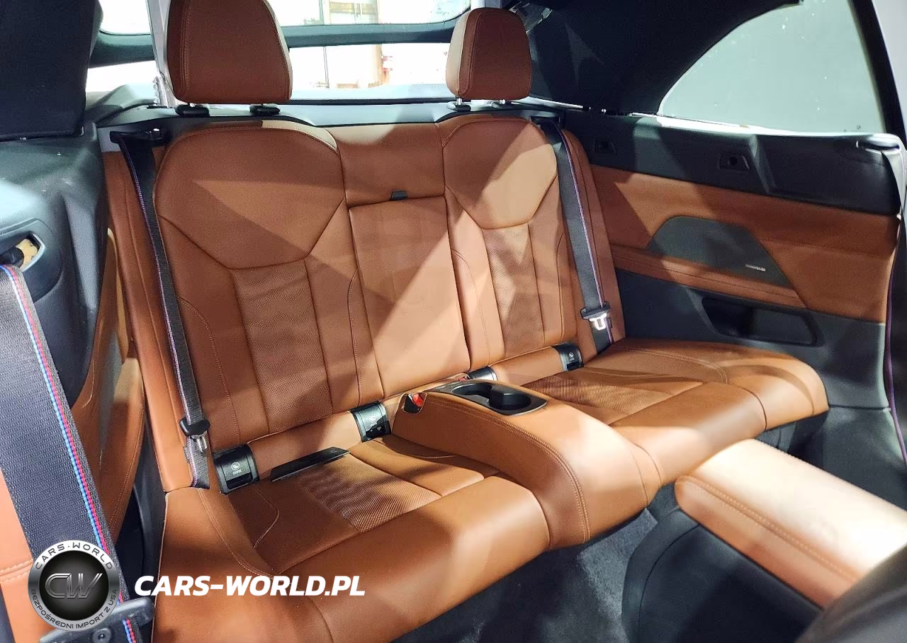 2023 BMW M4 Competition VIN:WBS33BA05PCM43860 - 10