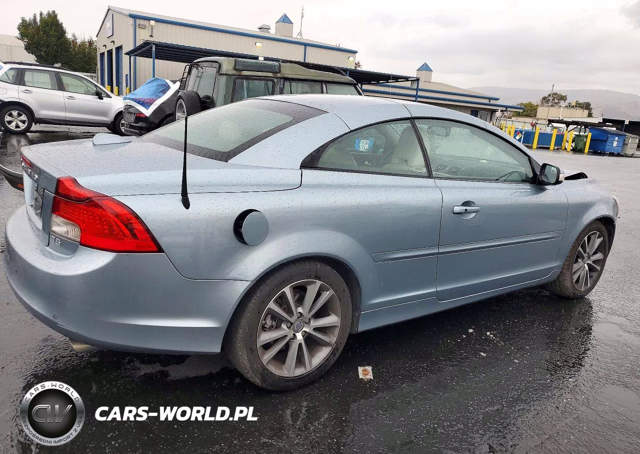 2011 Volvo C70 T5 VIN:YV1672MC9BJ107657 - 3