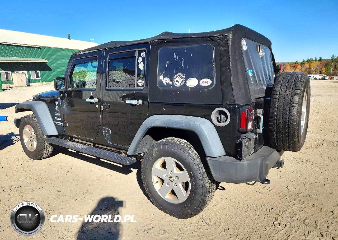 2015 Jeep Wrangler Unlimited Sport VIN:1C4BJWDG1FL519159 - 2