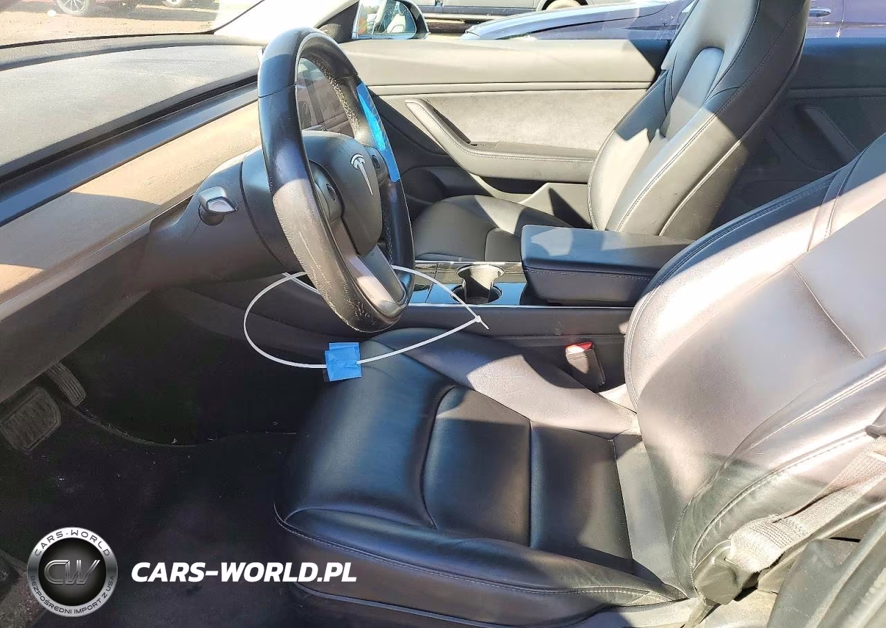 2018 Tesla Model 3 VIN:5YJ3E1EB8JF084893 - 7