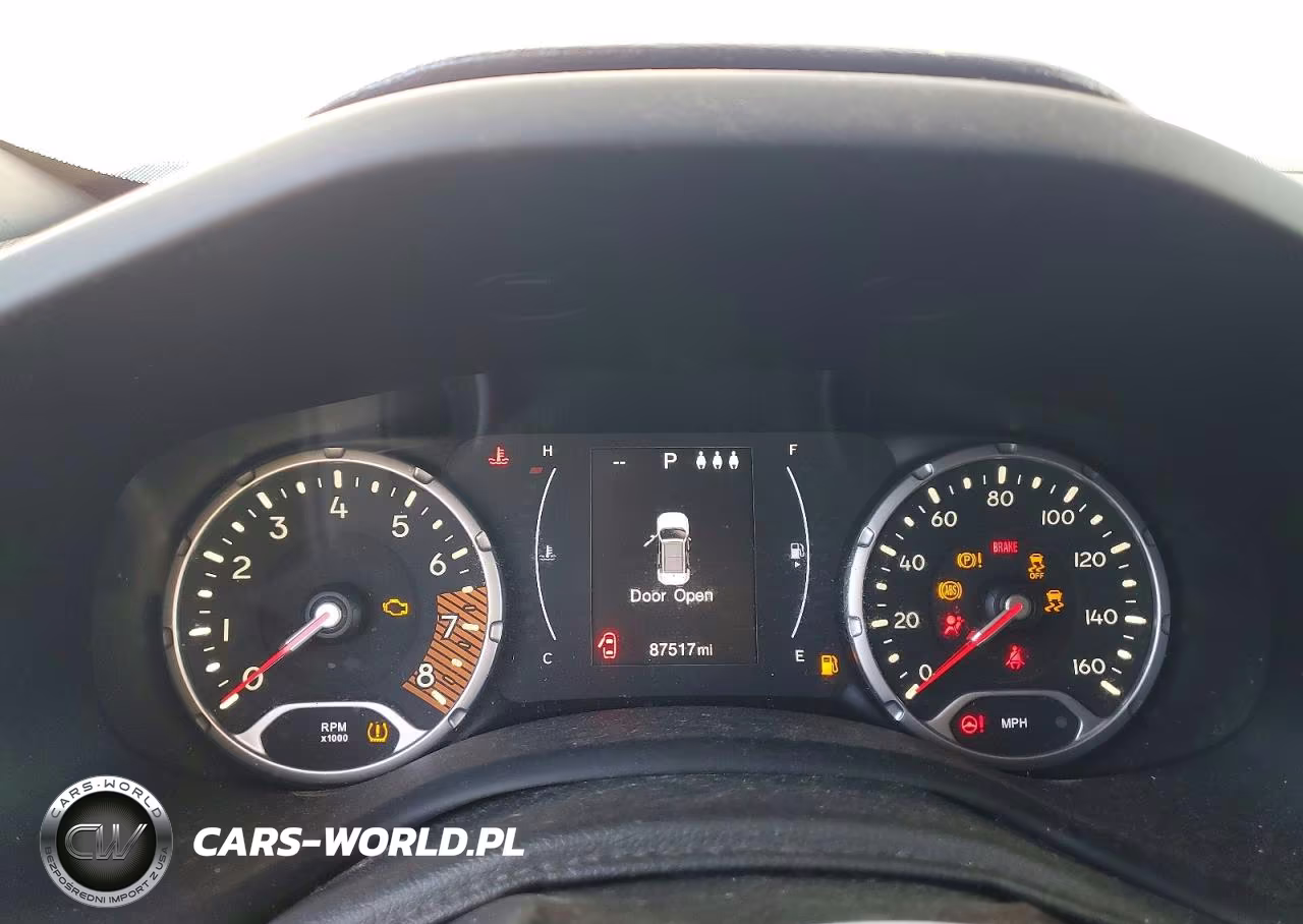 2019 Jeep Renegade Latitude VIN:ZACNJAB10KPK24085 - 9