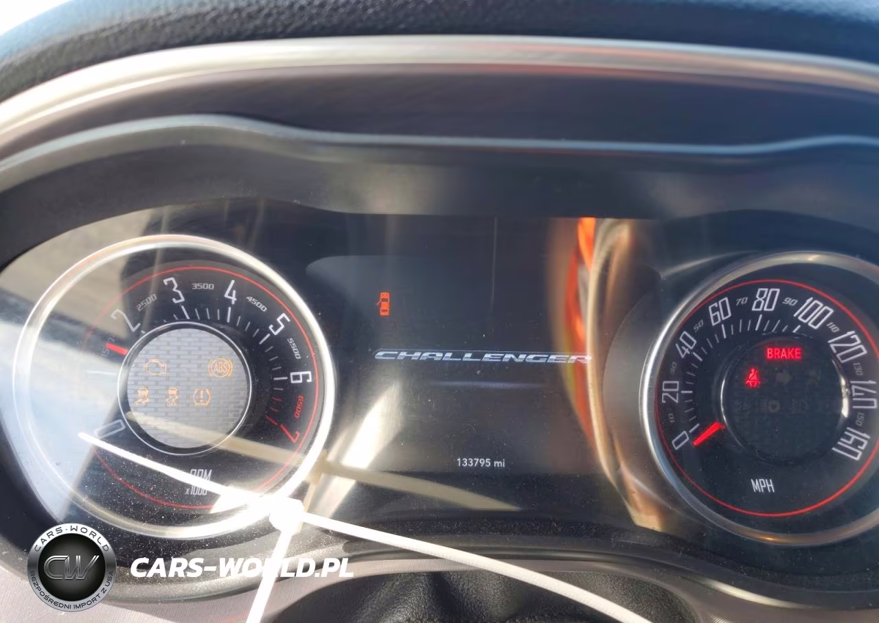 2021 Dodge Challenger VIN:2C3CDZGG1MH539323 - 9
