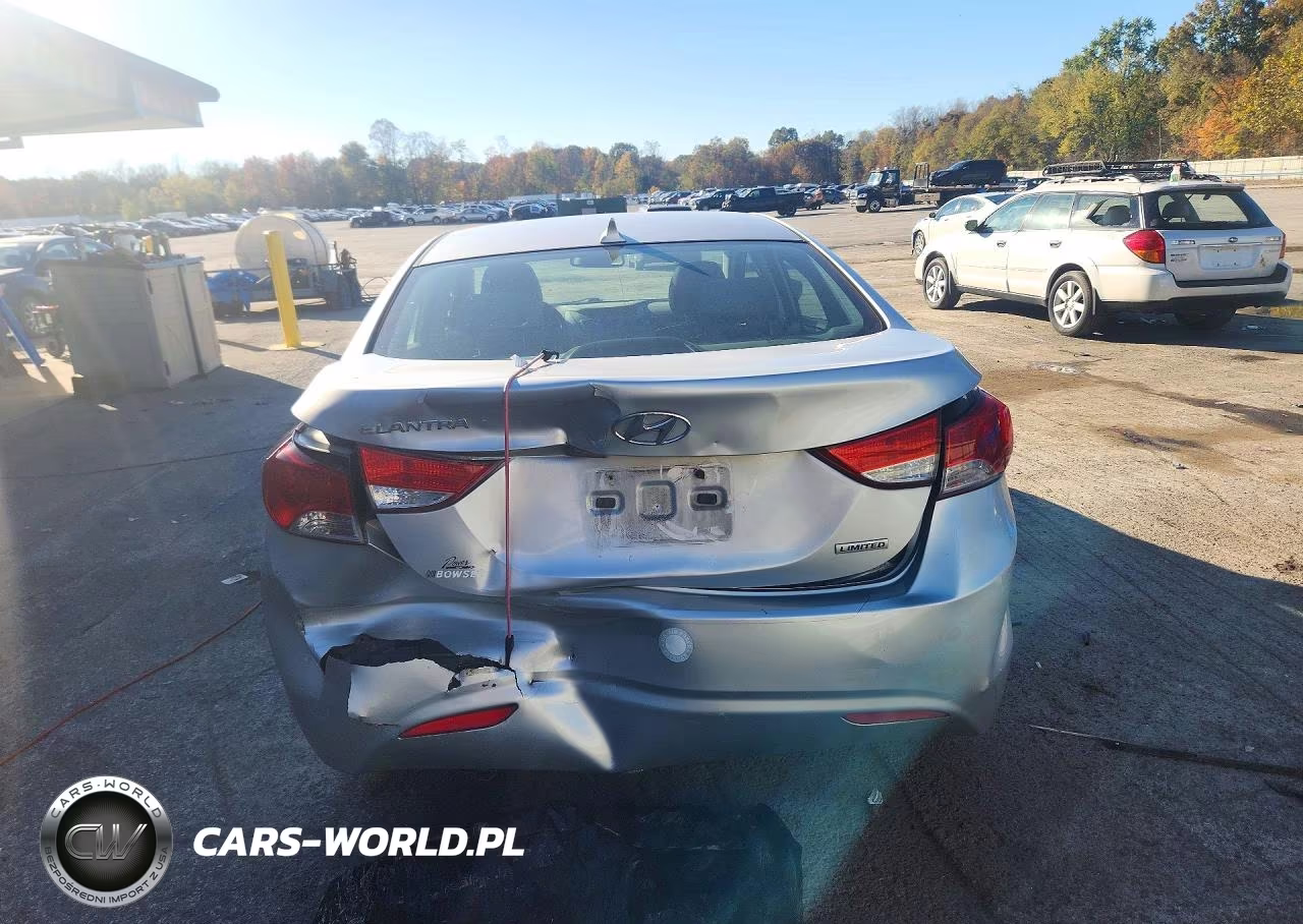 2013 Hyundai Elantra Limited VIN:KMHDH4AE1DU637887 - 6