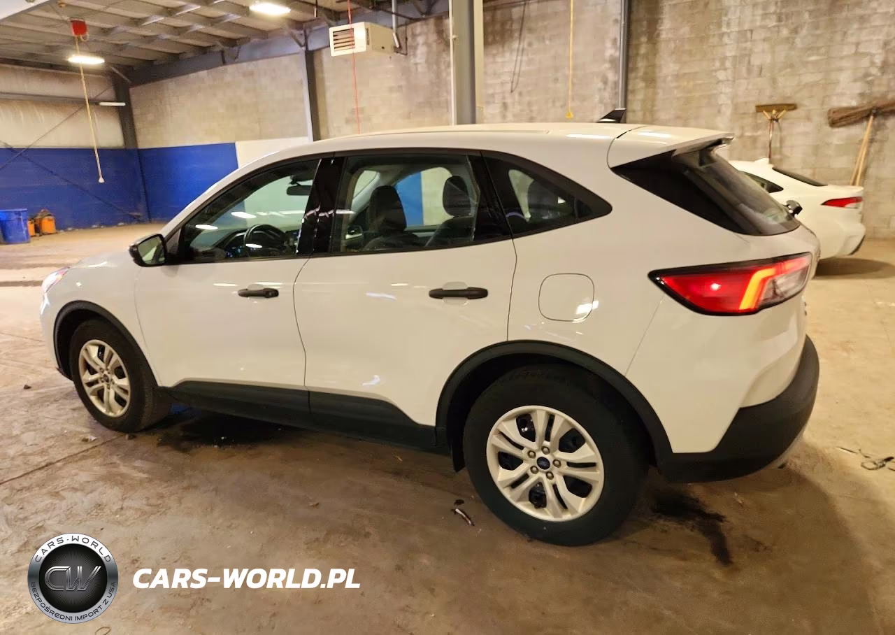 2022 Ford Escape S VIN:1FMCU0F62NUA63884 - 2