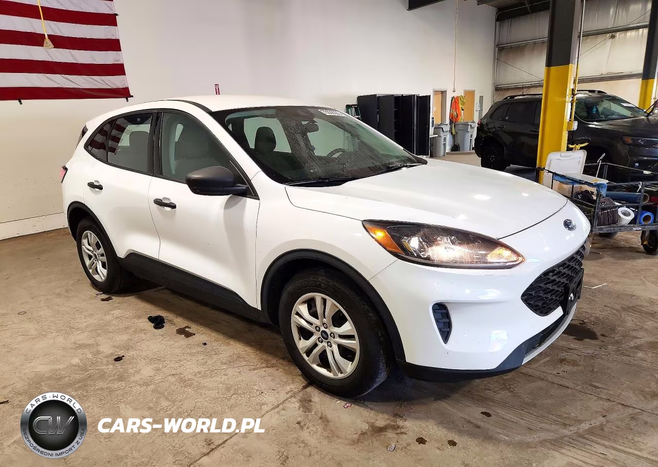 2022 Ford Escape S VIN:1FMCU0F62NUA63884 - 4
