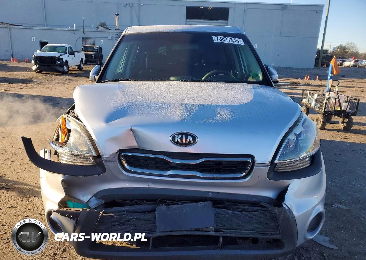 2013 Kia Soul Base VIN:KNDJT2A54D7549697 - 5