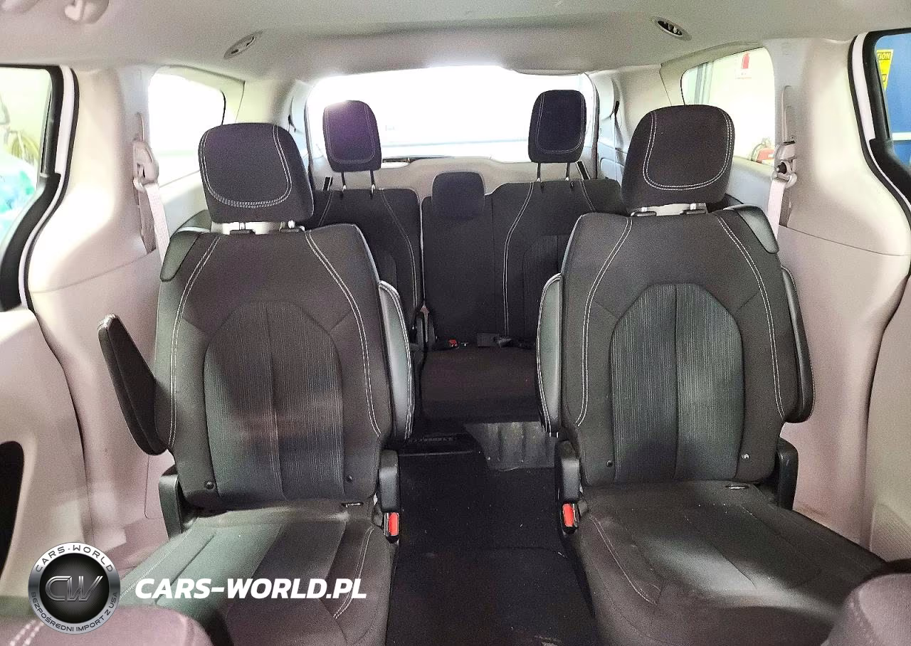 2022 Chrysler Voyager Lx VIN:2C4RC1CG0NR105065 - 10