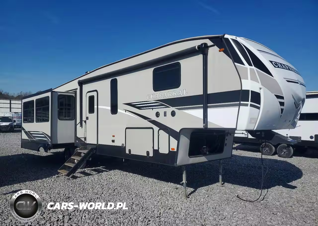 2020 Coach Chaparral