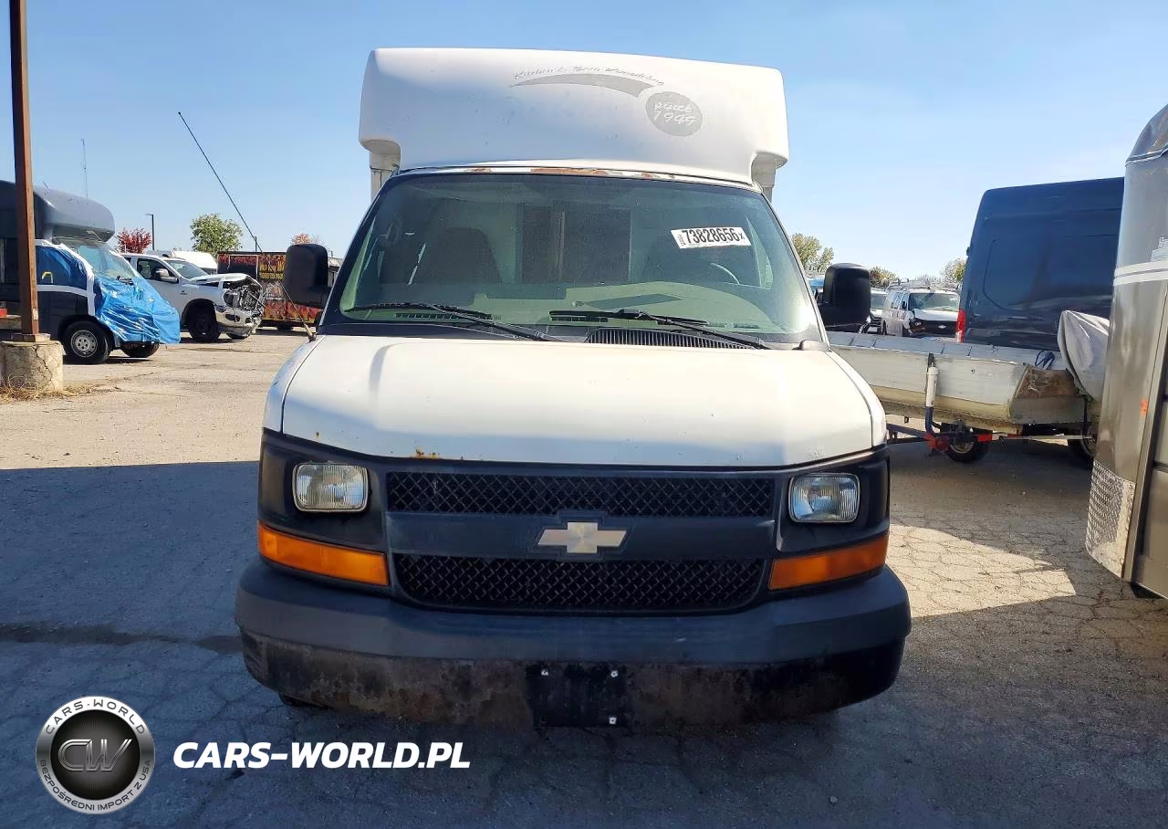 2008 Chevrolet Express G3500 VIN:1GBHG31K681143898 - 5