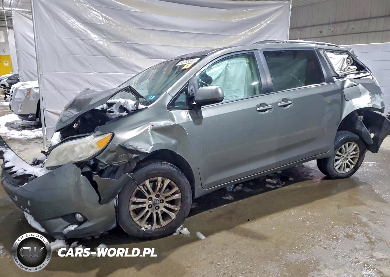 2011 Toyota Sienna Xle