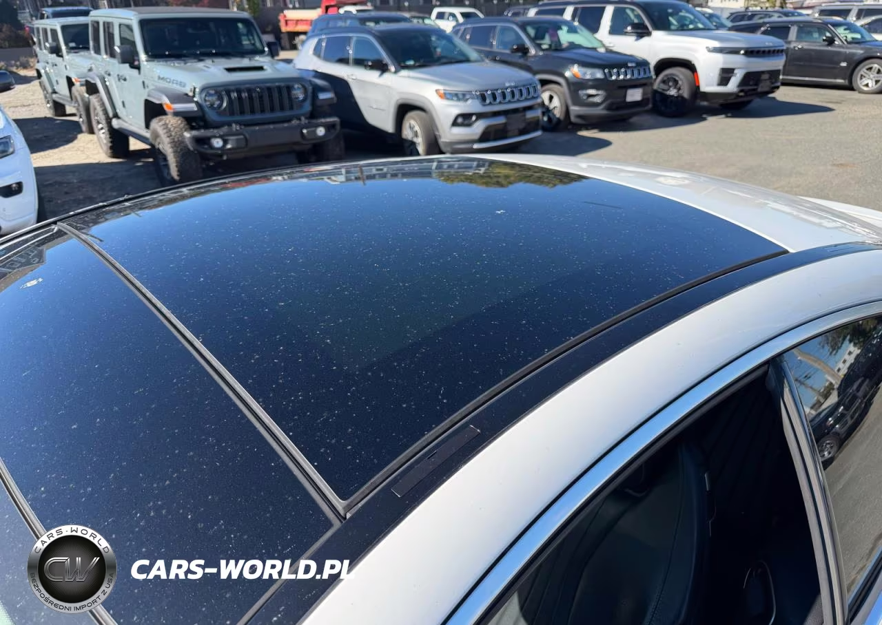 2018 Mercedes-Benz E 400 4Matic VIN:WDD1J6GB2JF031704 - 13