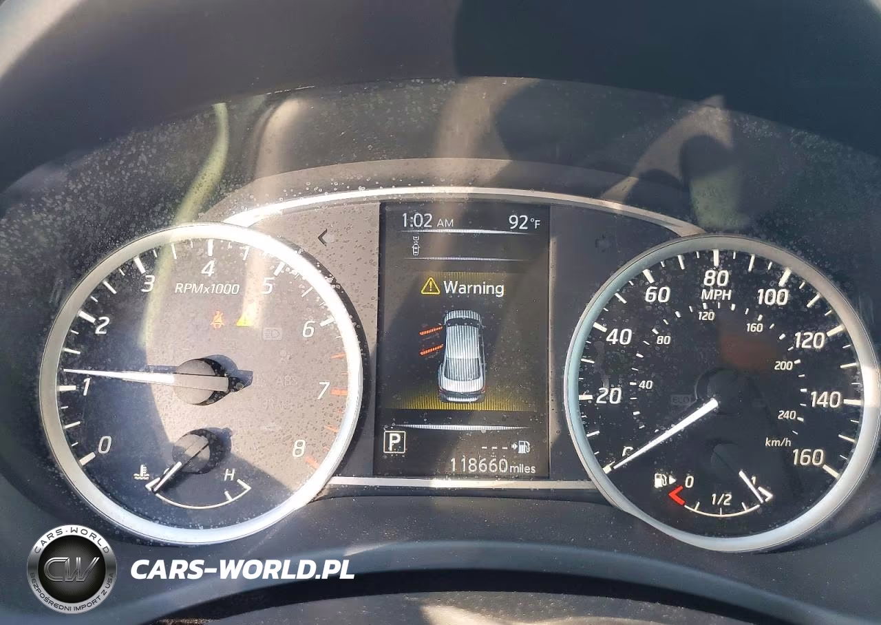 2018 Nissan Sentra S VIN:3N1AB7AP2JY264298 - 9