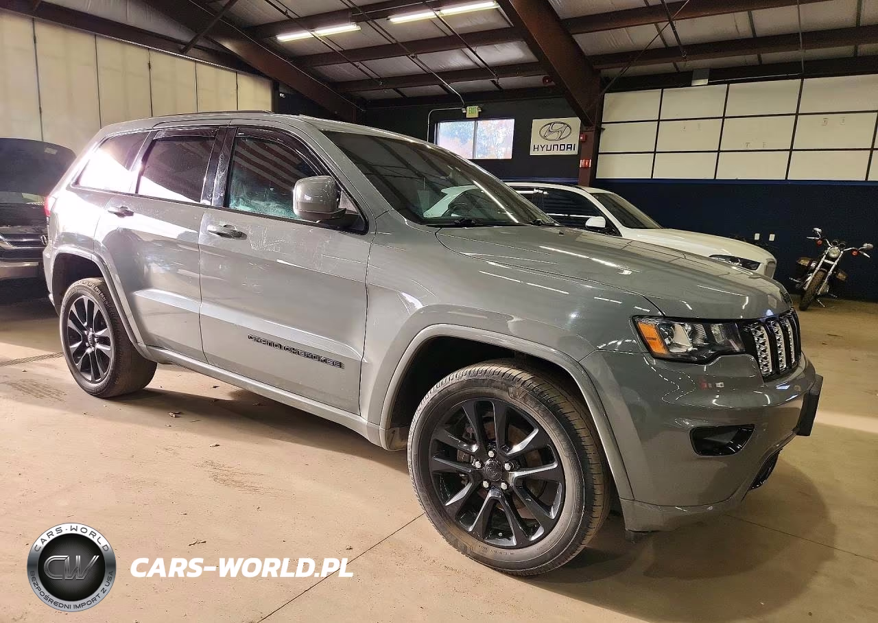 2020 Jeep Grand Cherokee Laredo VIN:1C4RJFAG8LC293474 - 4