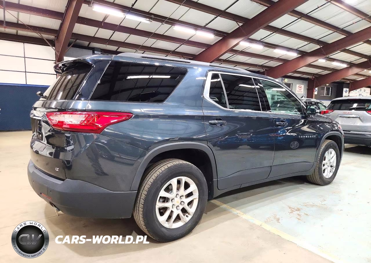 2019 Chevrolet Traverse Lt VIN:1GNEVGKW1KJ250255 - 3