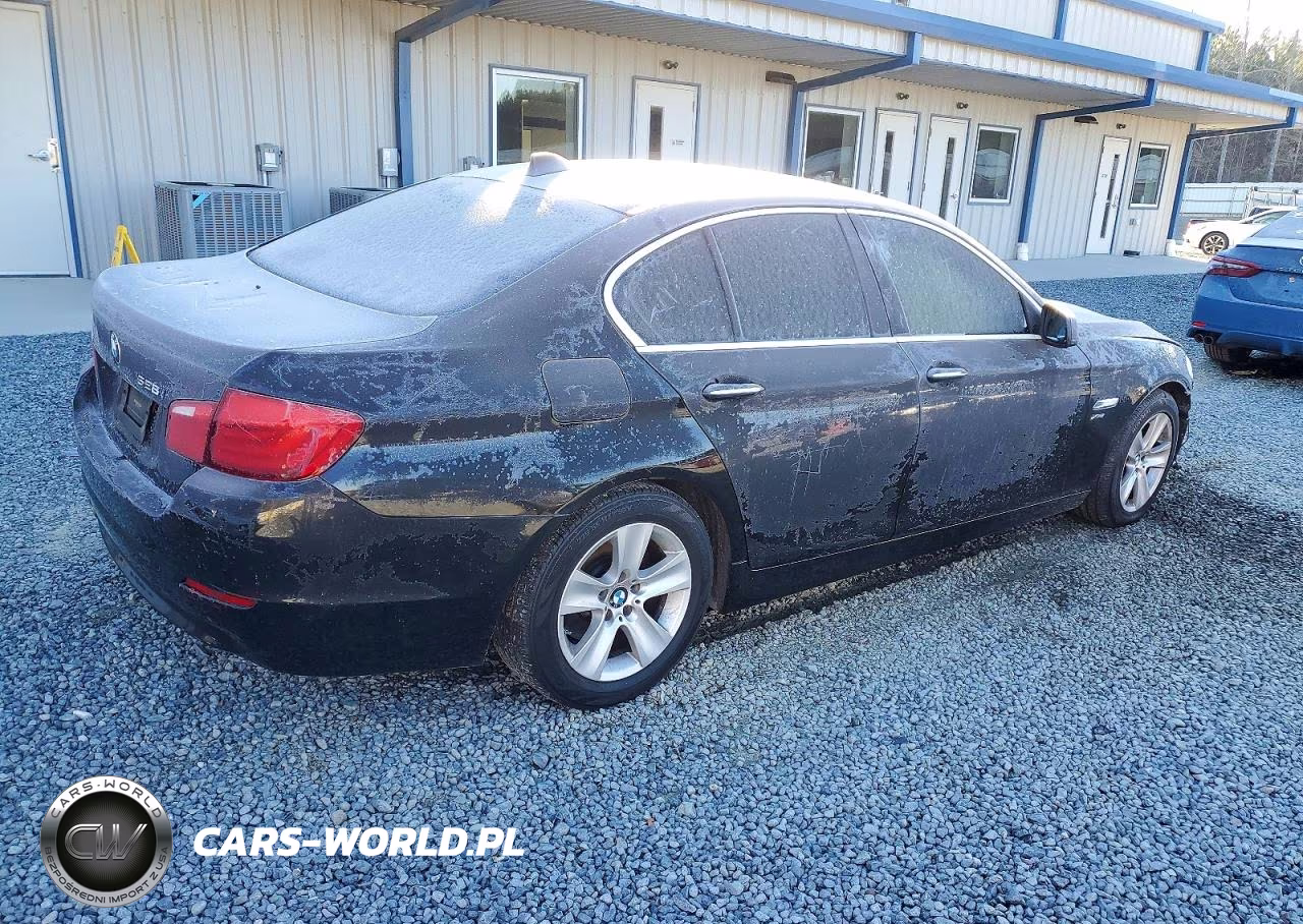 2012 BMW 528 VIN:WBAXH5C56CDW08885 - 3
