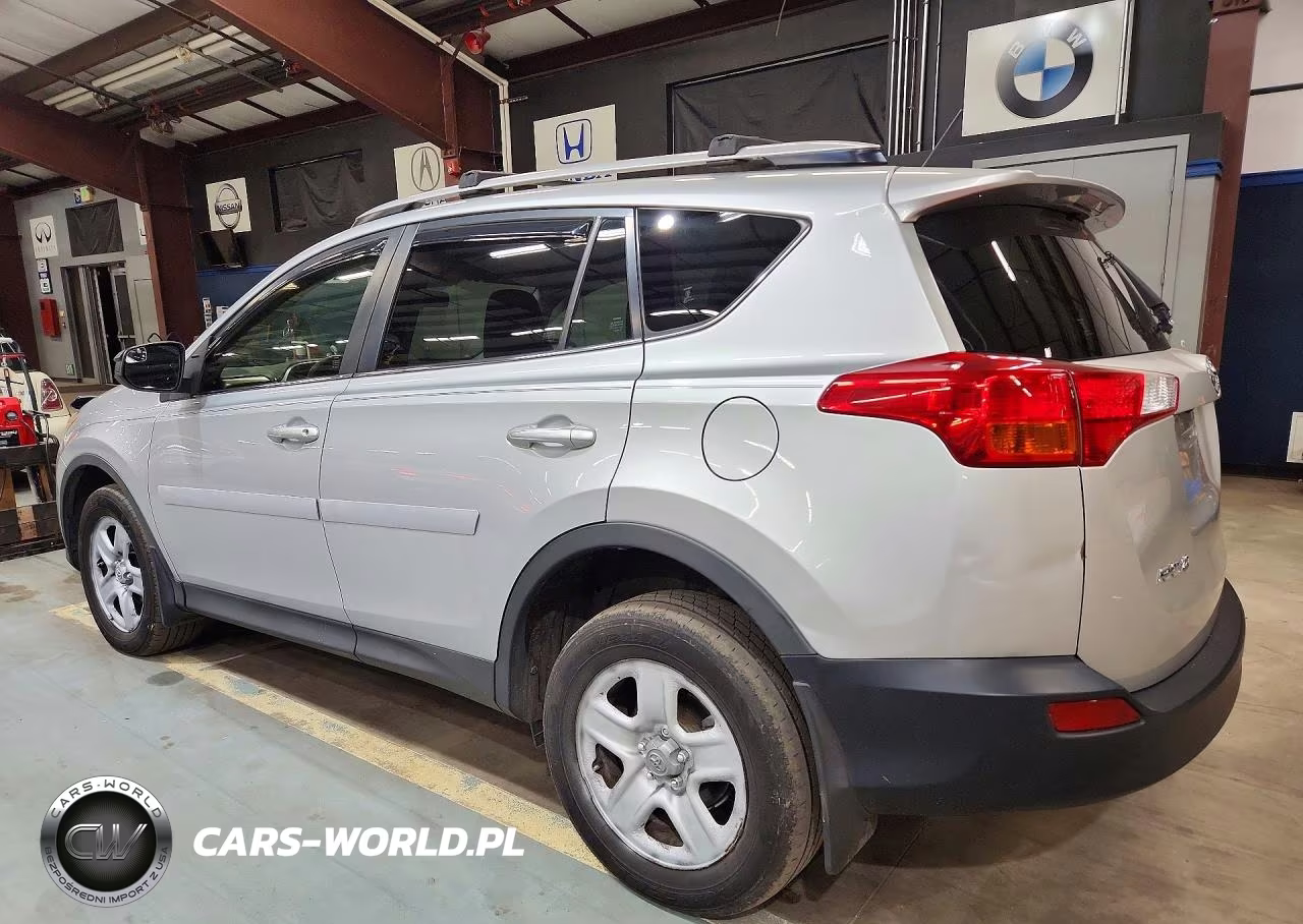 2015 Toyota Rav4 Le VIN:JTMBFREV5FD149585 - 2
