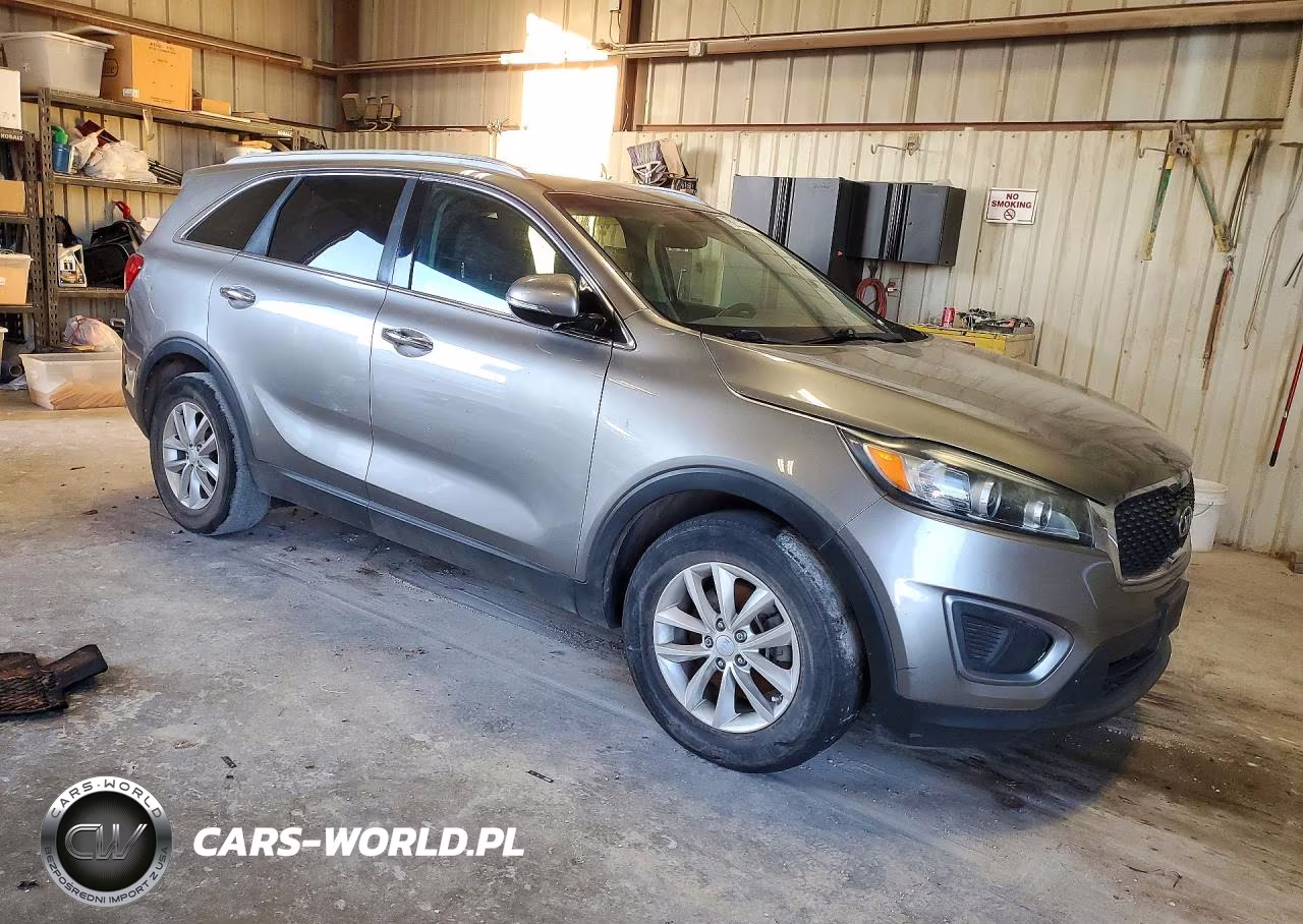 2017 Kia Sorento Lx V6 VIN:5XYPG4A55HG201913 - 4