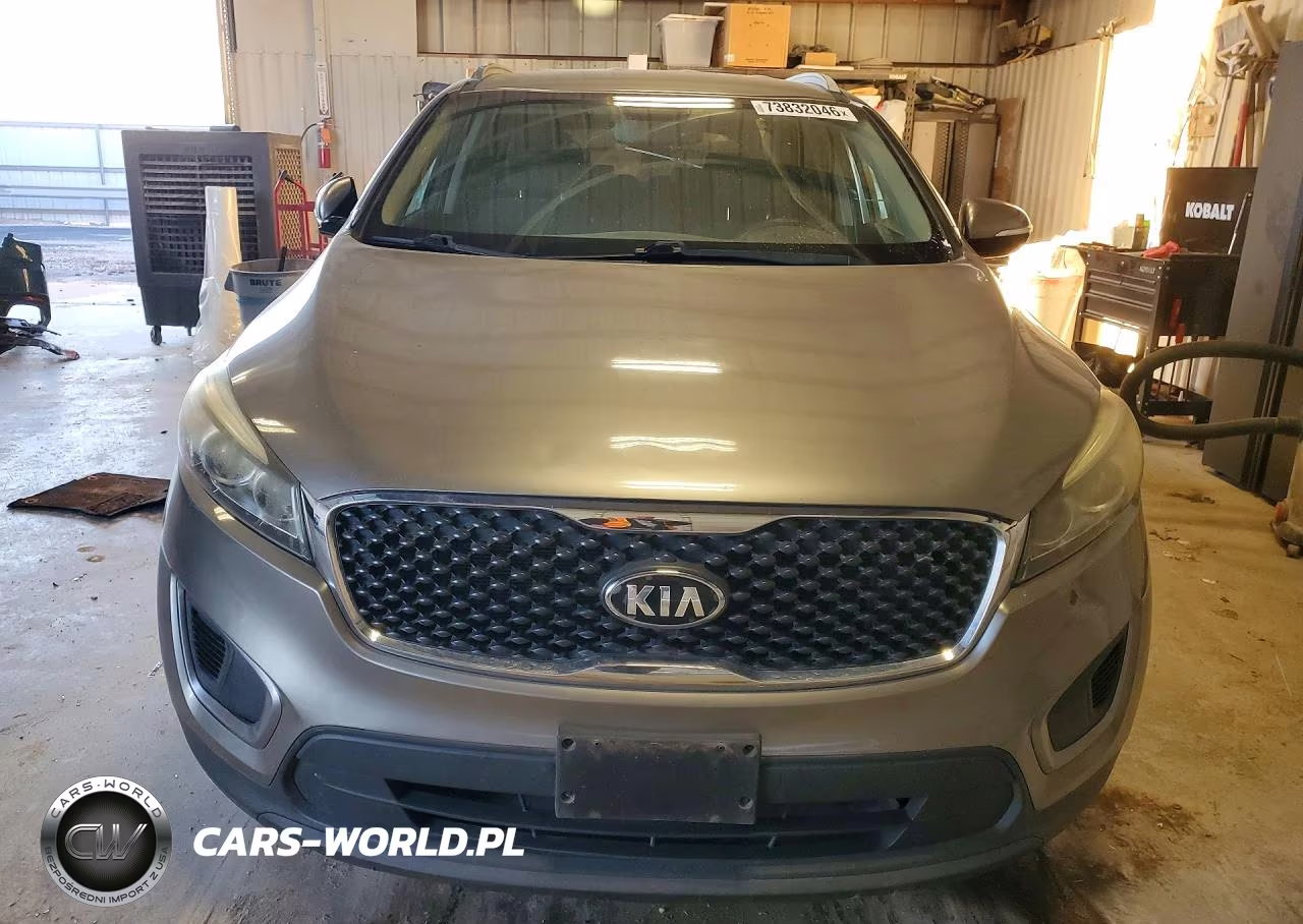 2017 Kia Sorento Lx V6 VIN:5XYPG4A55HG201913 - 5