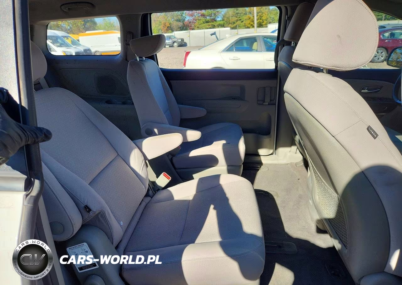 2016 Kia Sedona L VIN:KNDMA5C14G6149728 - 11