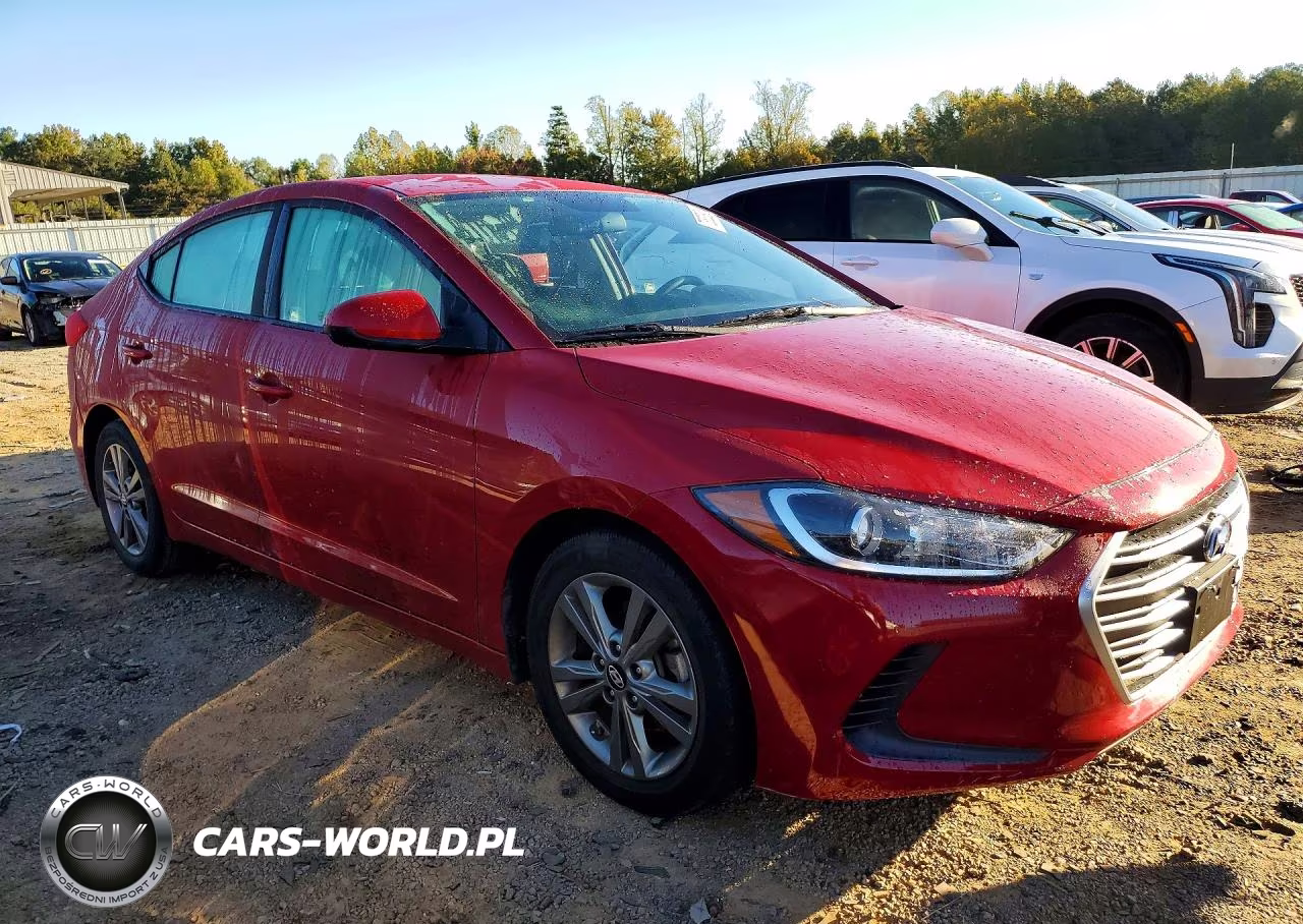 2018 Hyundai Elantra Sel VIN:5NPD84LF6JH307792 - 4