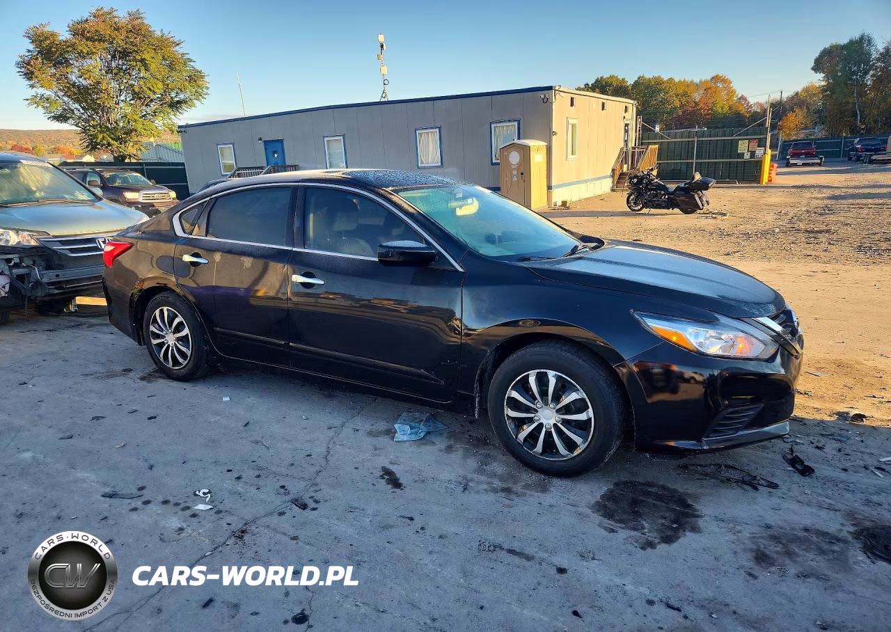 2017 Nissan Altima 2.5 S VIN:1N4AL3AP6HN306679 - 4