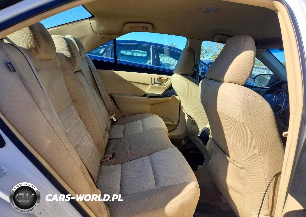 2015 Toyota Camry Hybrid Le VIN:4T1BD1FK6FU149778 - 10