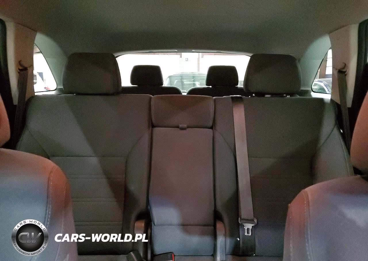 2019 Kia Sorento Lx VIN:5XYPGDA38KG568715 - 10