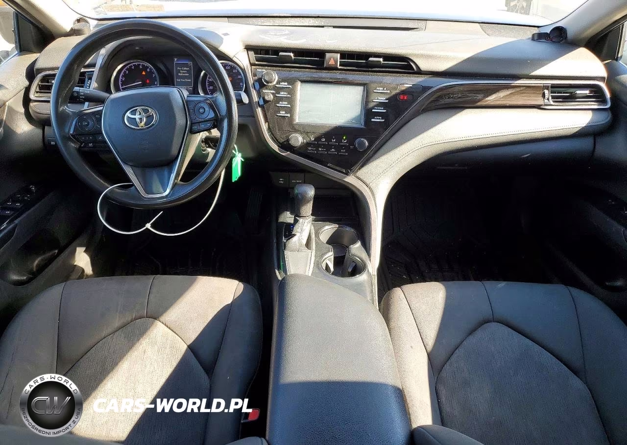 2019 Toyota Camry Le VIN:4T1B11HK0KU228539 - 8