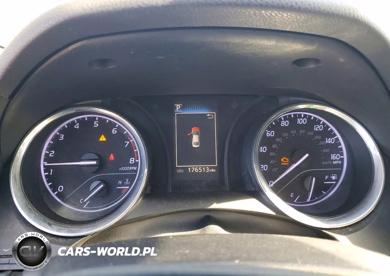 2019 Toyota Camry Le VIN:4T1B11HK0KU228539 - 9