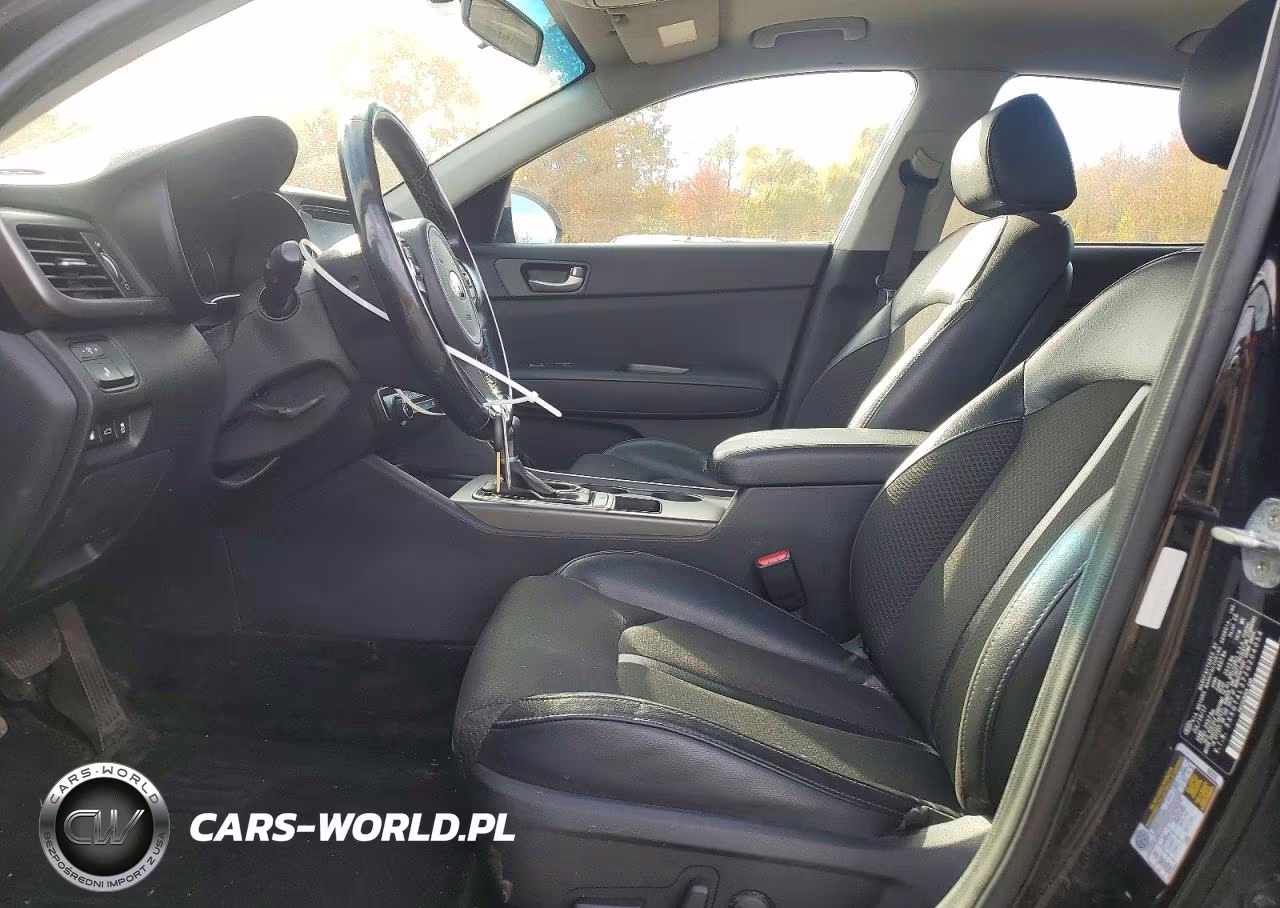 2018 Kia Optima S VIN:5XXGT4L37JG204054 - 7