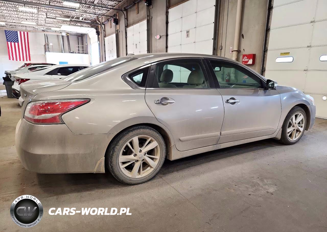 2015 Nissan Altima 2.5 Sv VIN:1N4AL3AP4FC123029 - 3