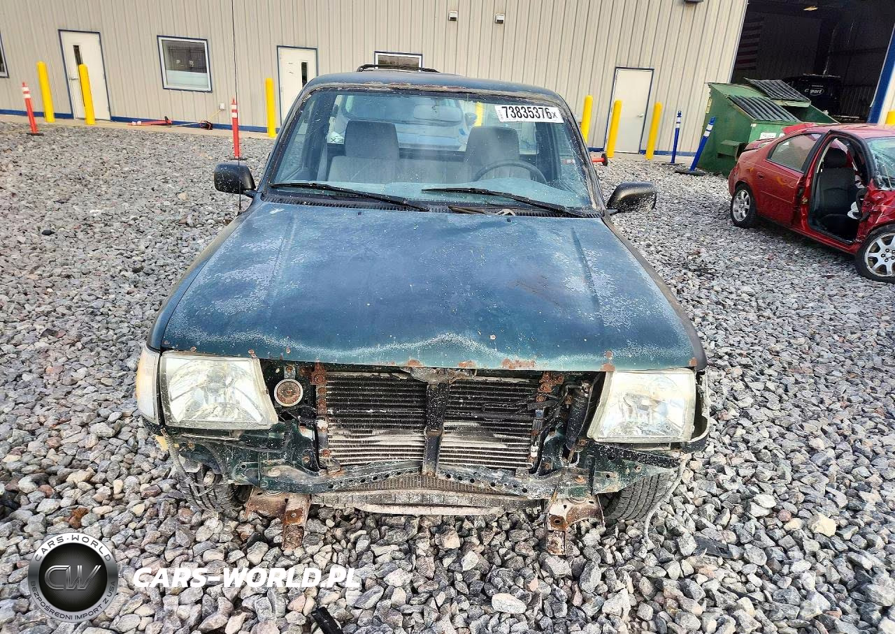 1999 Toyota Tacoma Base VIN:4TANL42N0XZ564262 - 5