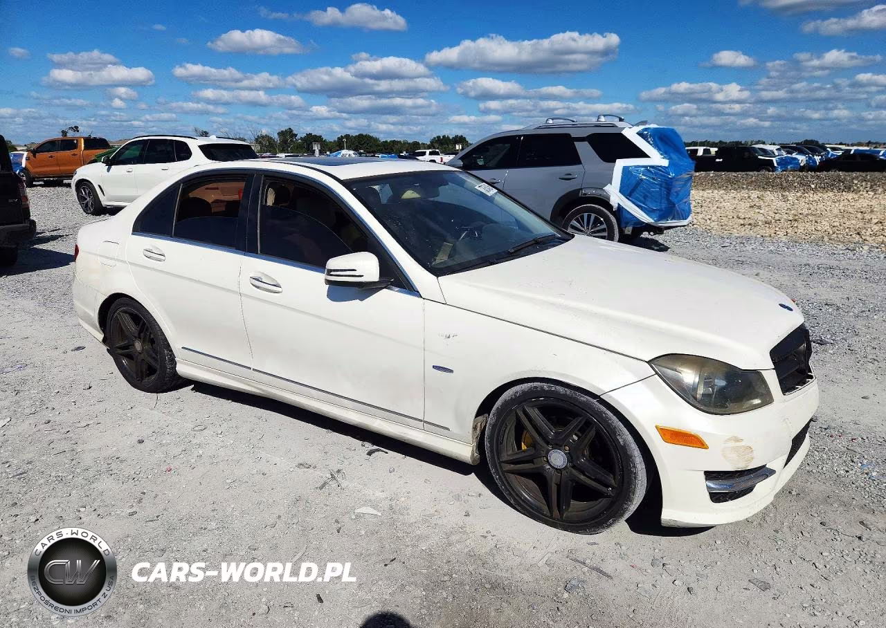 2012 Mercedes-Benz C 250 VIN:WDDGF4HB3CR218224 - 4