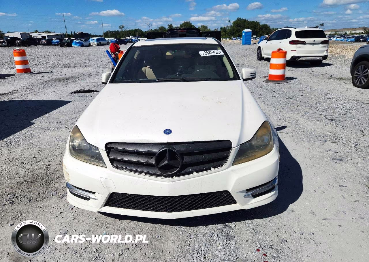 2012 Mercedes-Benz C 250 VIN:WDDGF4HB3CR218224 - 5