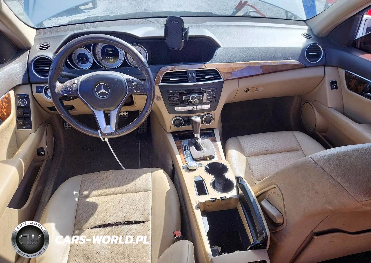 2012 Mercedes-Benz C 250 VIN:WDDGF4HB3CR218224 - 8