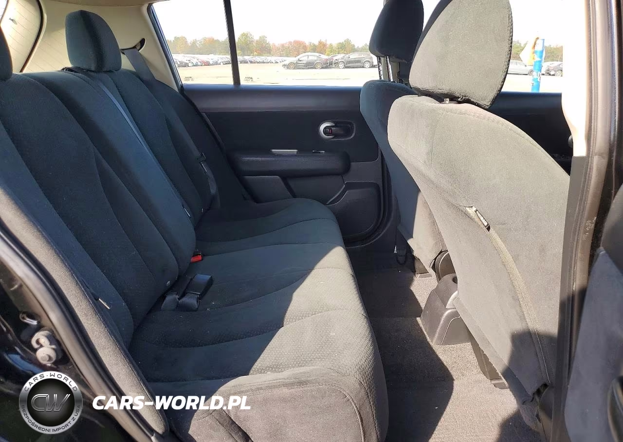 2011 Nissan Versa 1.8 S VIN:3N1BC1CP2BL414615 - 10