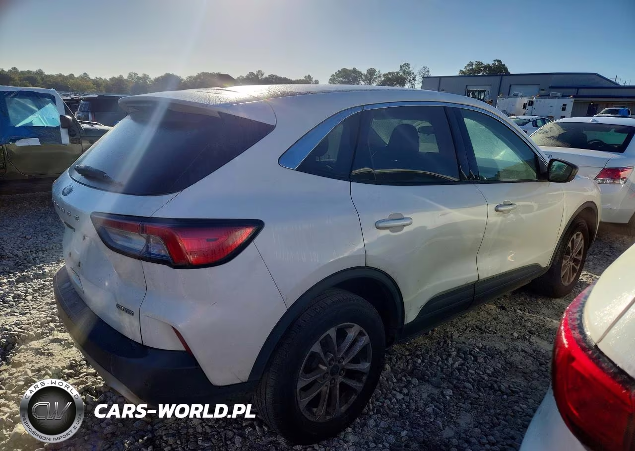 2022 Ford Escape Se VIN:1FMCU9G6XNUA60749 - 3