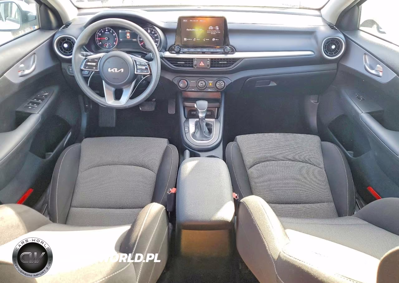 2024 Kia Forte Lx VIN:3KPF24AD6RE732053 - 8