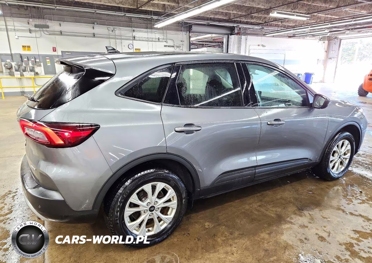 2025 Ford Escape Active VIN:1FMCU9GN9SUA45128 - 3