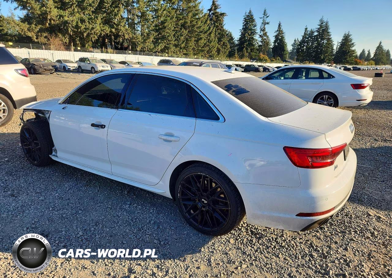 2017 Audi A4 Prestige VIN:WAUFNAF42HN070414 - 2